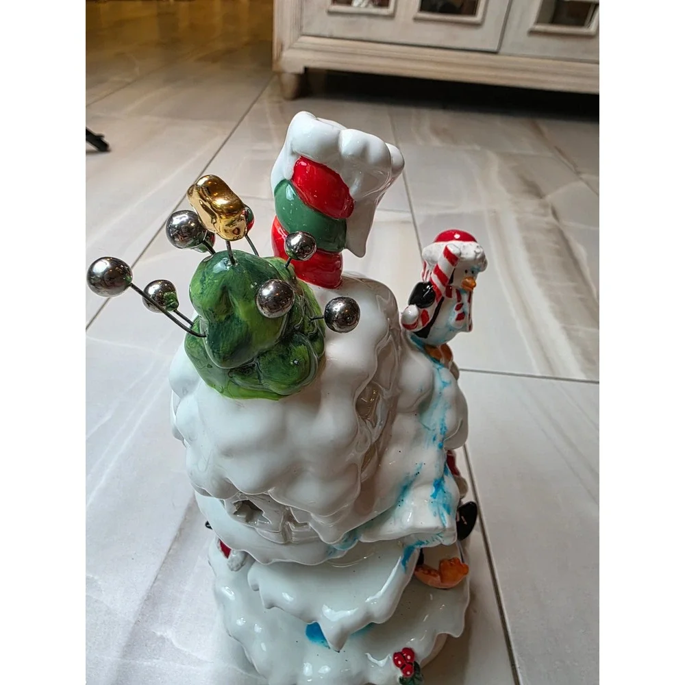 Occaxions North Pole Place Penguin Ice House Tea Light Holder 91005 Christmas A6